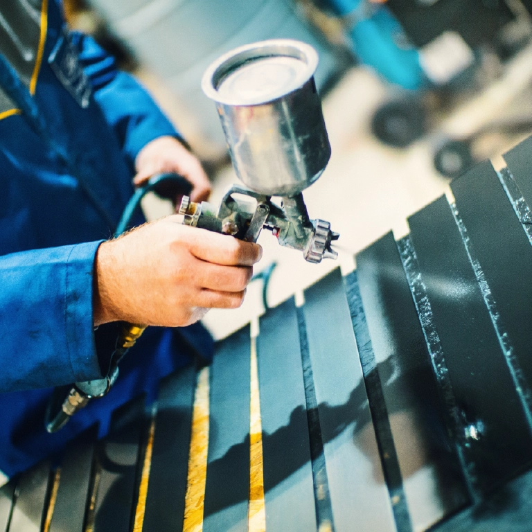 Malowanie ocynkowanego metalu